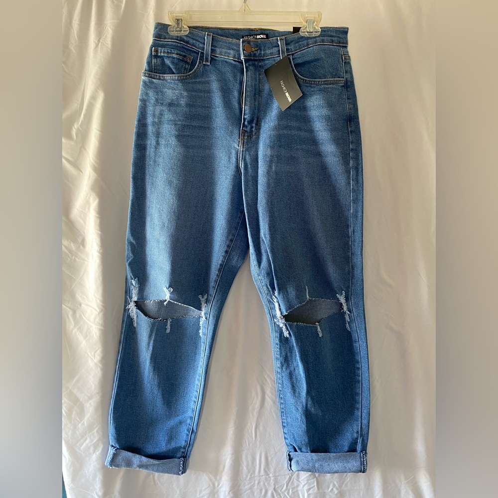 Fashion Nova Straight Ripped Jeans
